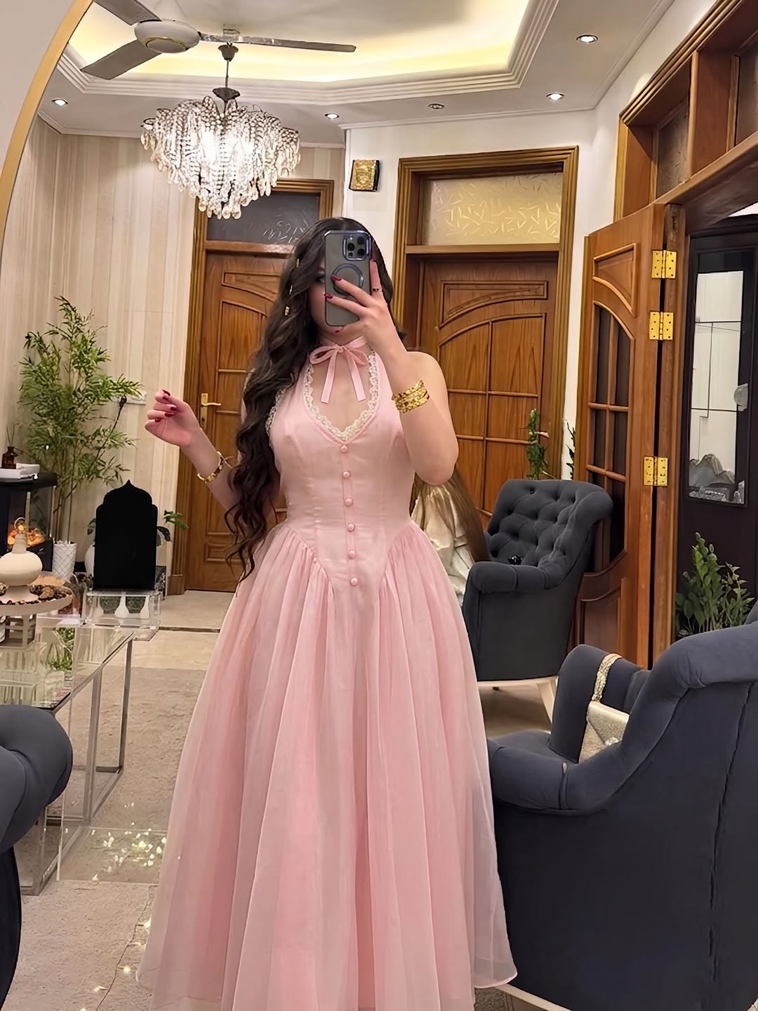 فستان — صورة 2 من 2