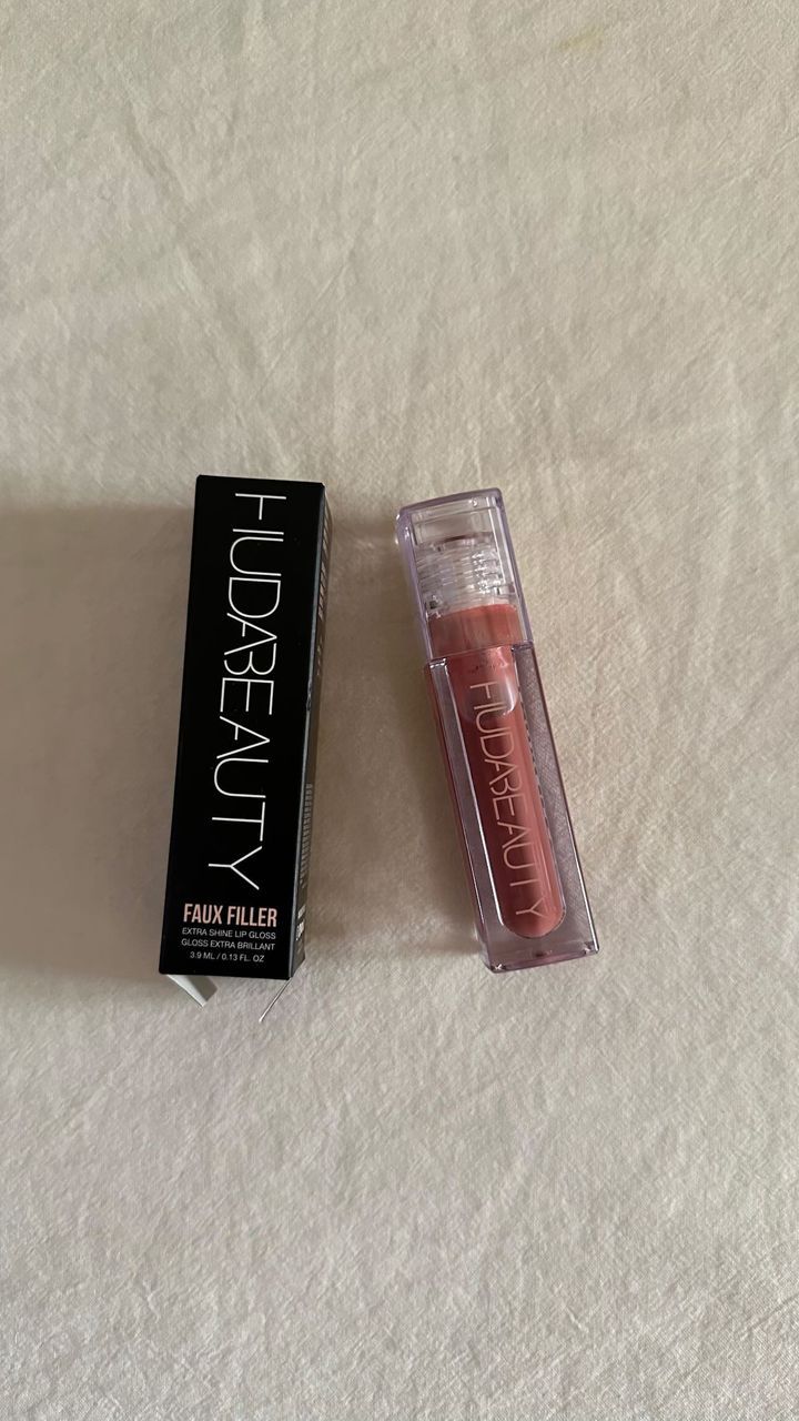 گلوس HUDA BEAUTY — صورة 3 من 3