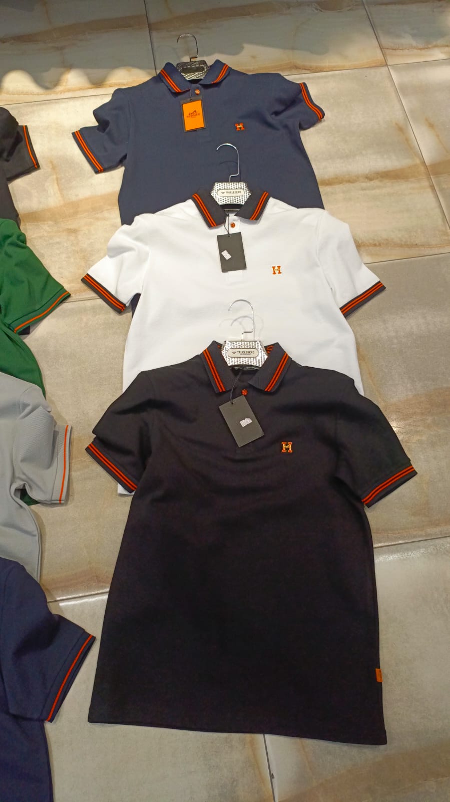 تيشيرت قطني خامه تركي قياسات s,M,L,xL, xxL — صورة 4 من 5