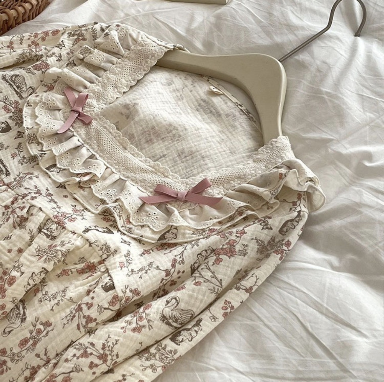 طقم نسائي قطني بأكمام طويلة مكون من قطعتين — صورة 2 من 4