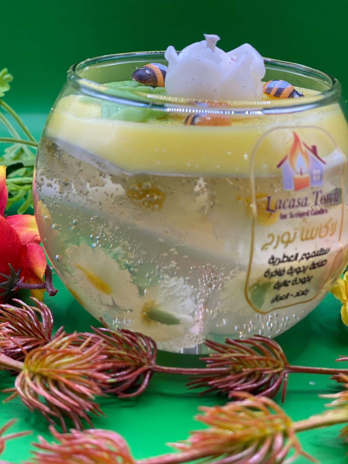 شمعة دورق معطرة ورد اقحوان — صورة 3 من 8