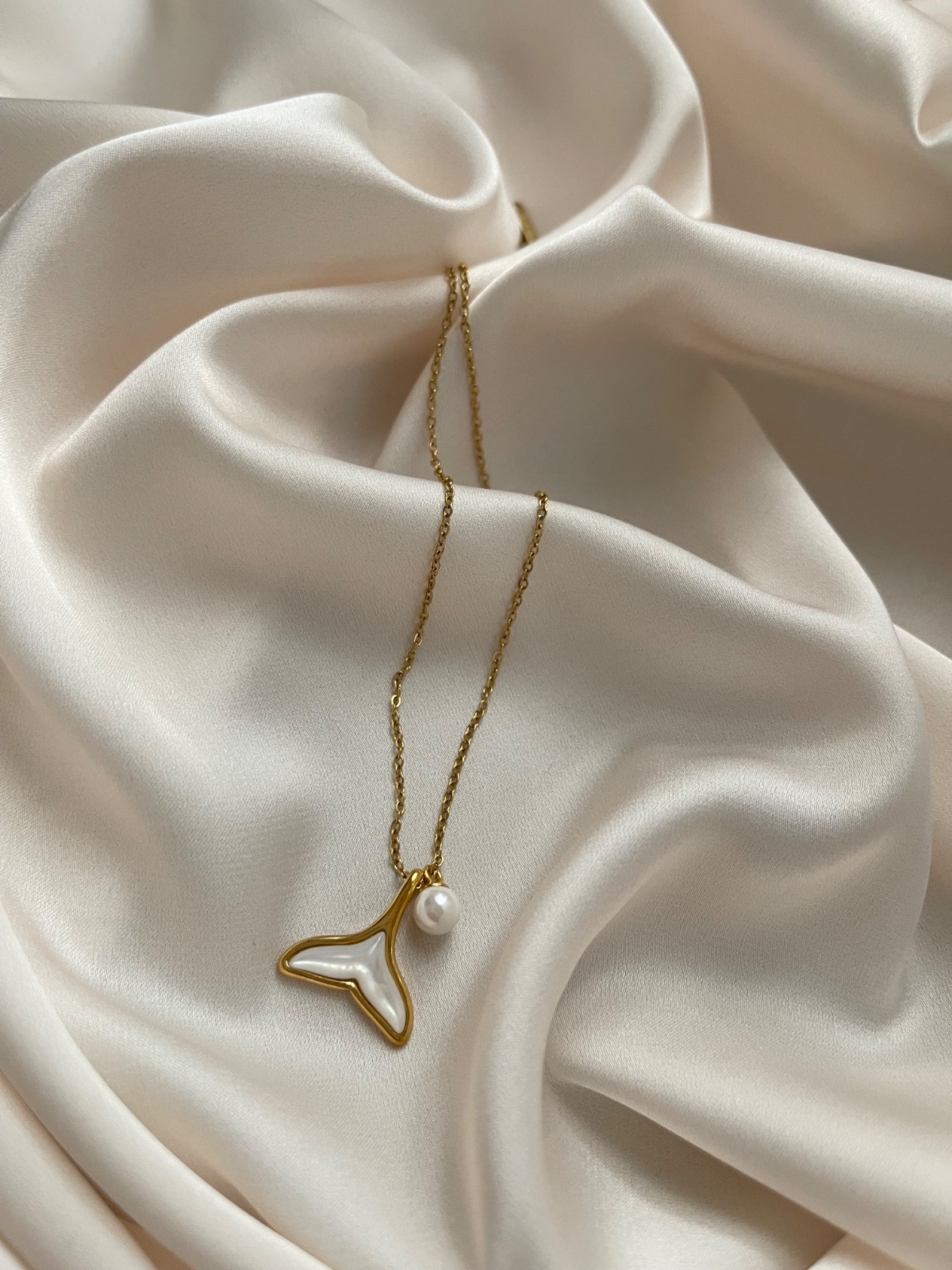 اكسسوارات — صورة 2 من 2