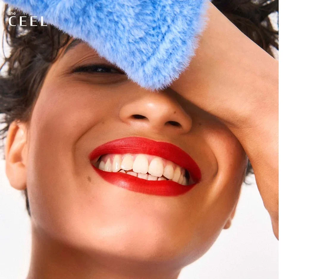 the CEEL Purple Carbon Teeth Whitening Powder - 50g | ذا سيل بودرة الفحم لتبييض الأسنان - 50 غ — صورة 2 من 3