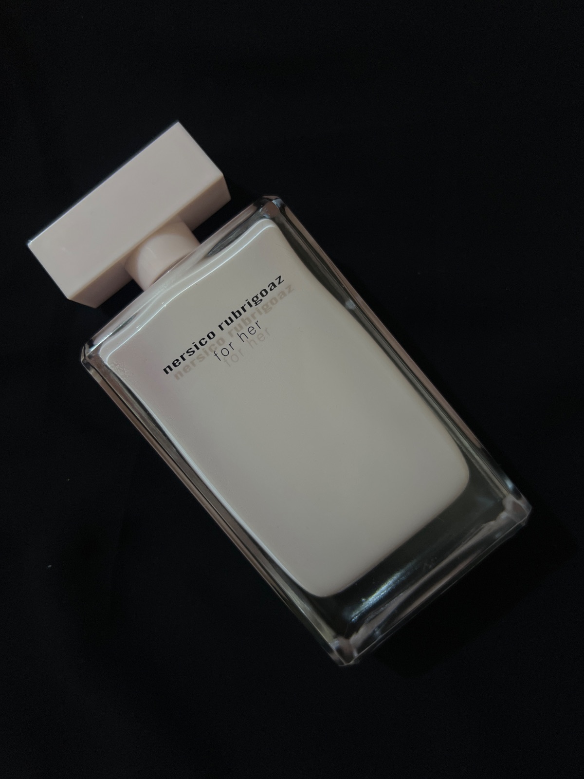 عطور — صورة 2 من 2