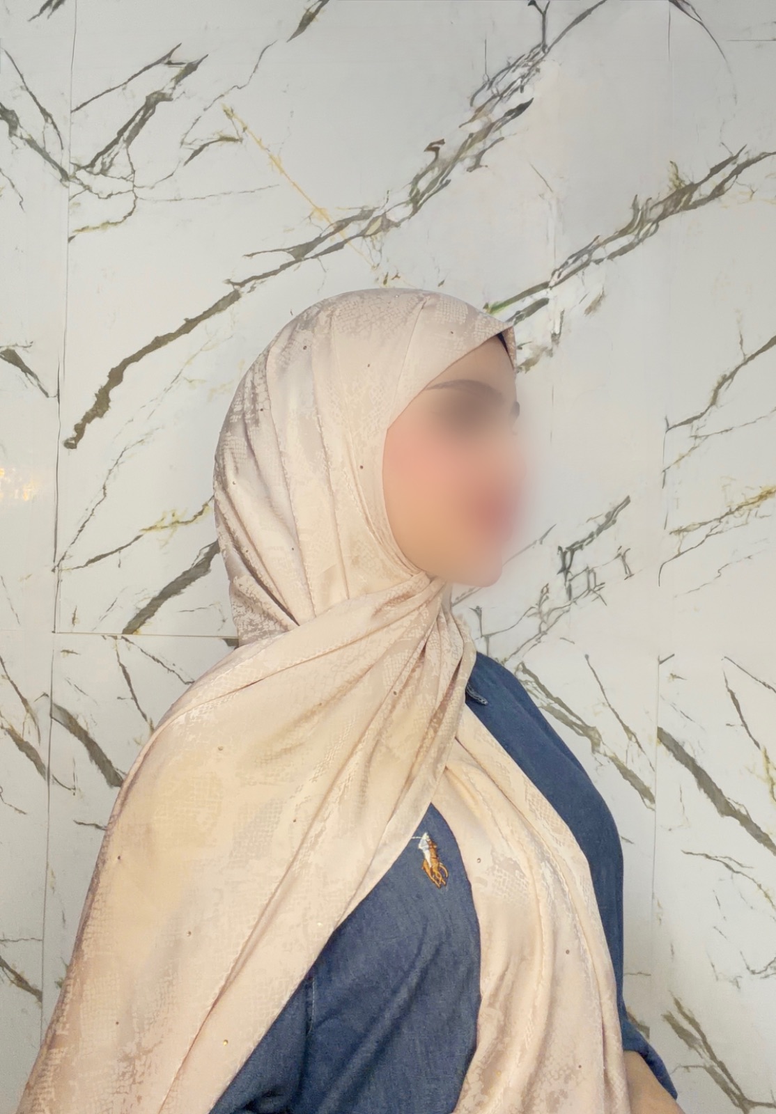 شال ستن مطبع كرستال — صورة 4 من 7