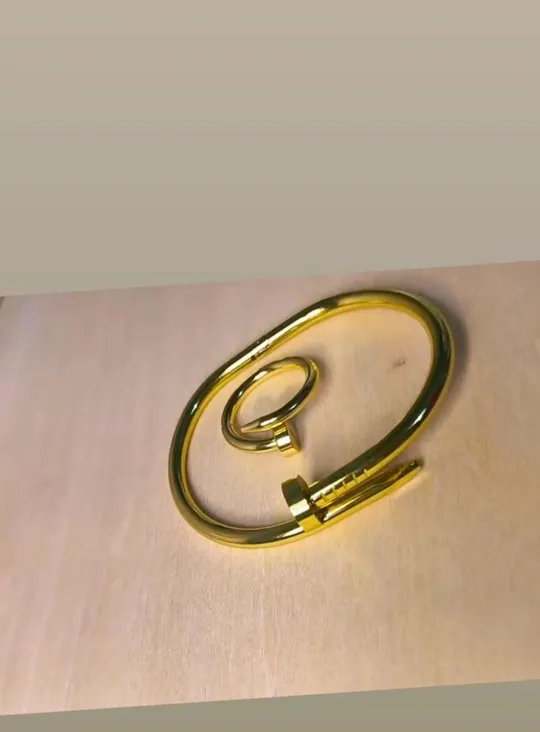 اكسسوارات سوار وخاتم