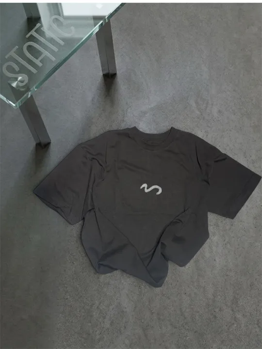 T-shirt cut